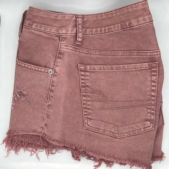 American Eagle. Pink jean shorts. - Picture 3 of 3